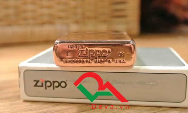 Tìm hiểu về mẫu mộc đáy ngược bật lửa Zippo