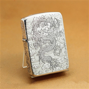 Có nên chọn bật lửa Zippo bạc nguyên khối làm quà tặng không?